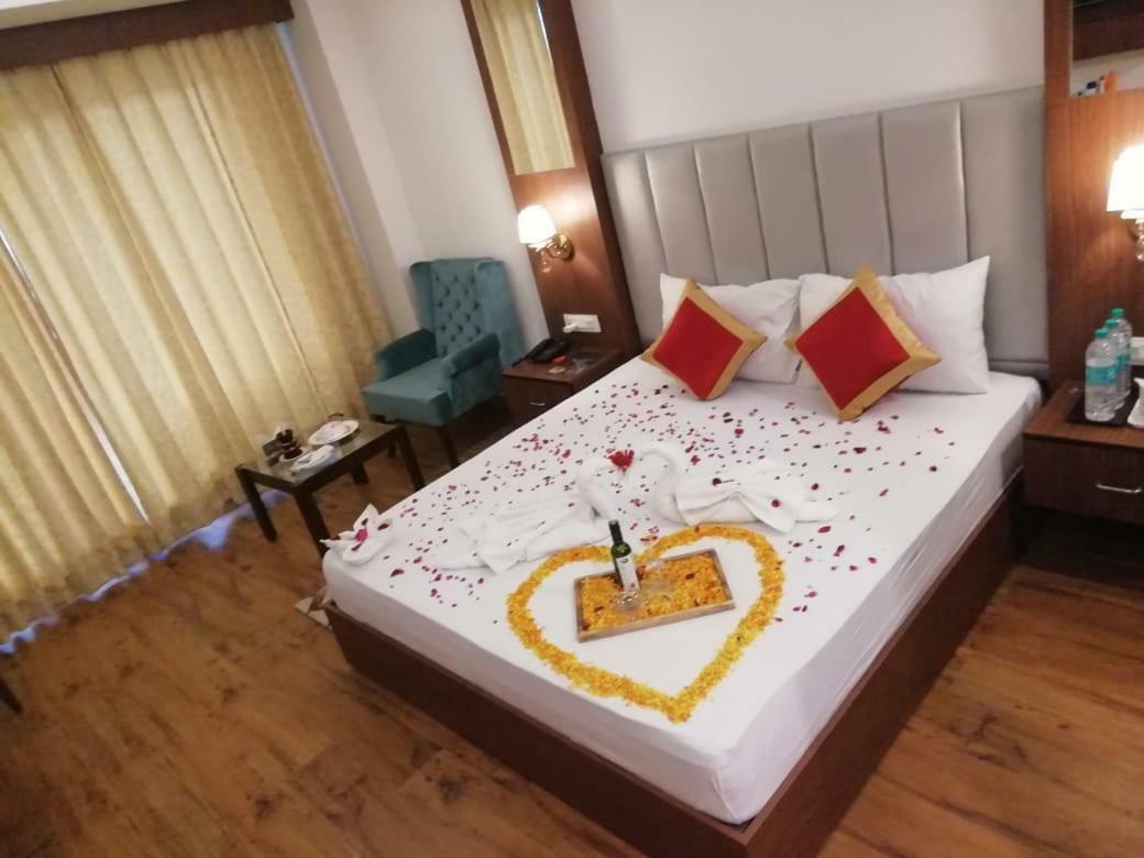 The Laurent And Banon Resorts Manali  Bagian luar foto